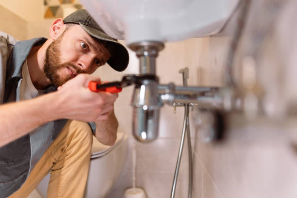 Best Shower Repair Services  in Little Chute, WI